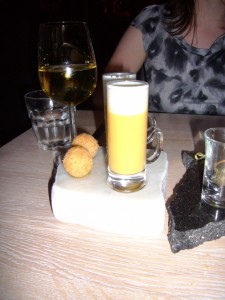 p1000709 Amuse