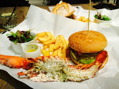 Hummbar Amsterdam burger and lobster