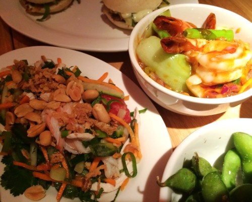 Vietnamese salad, hot and spicy shrimps