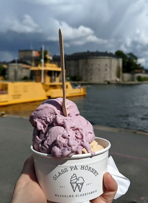 Ice cream from Glass på Hörnet, overlooking Vaxholm harbour